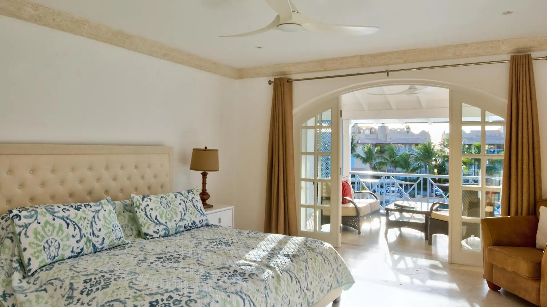 Port St. Charles Otel Saint Peter 4*,