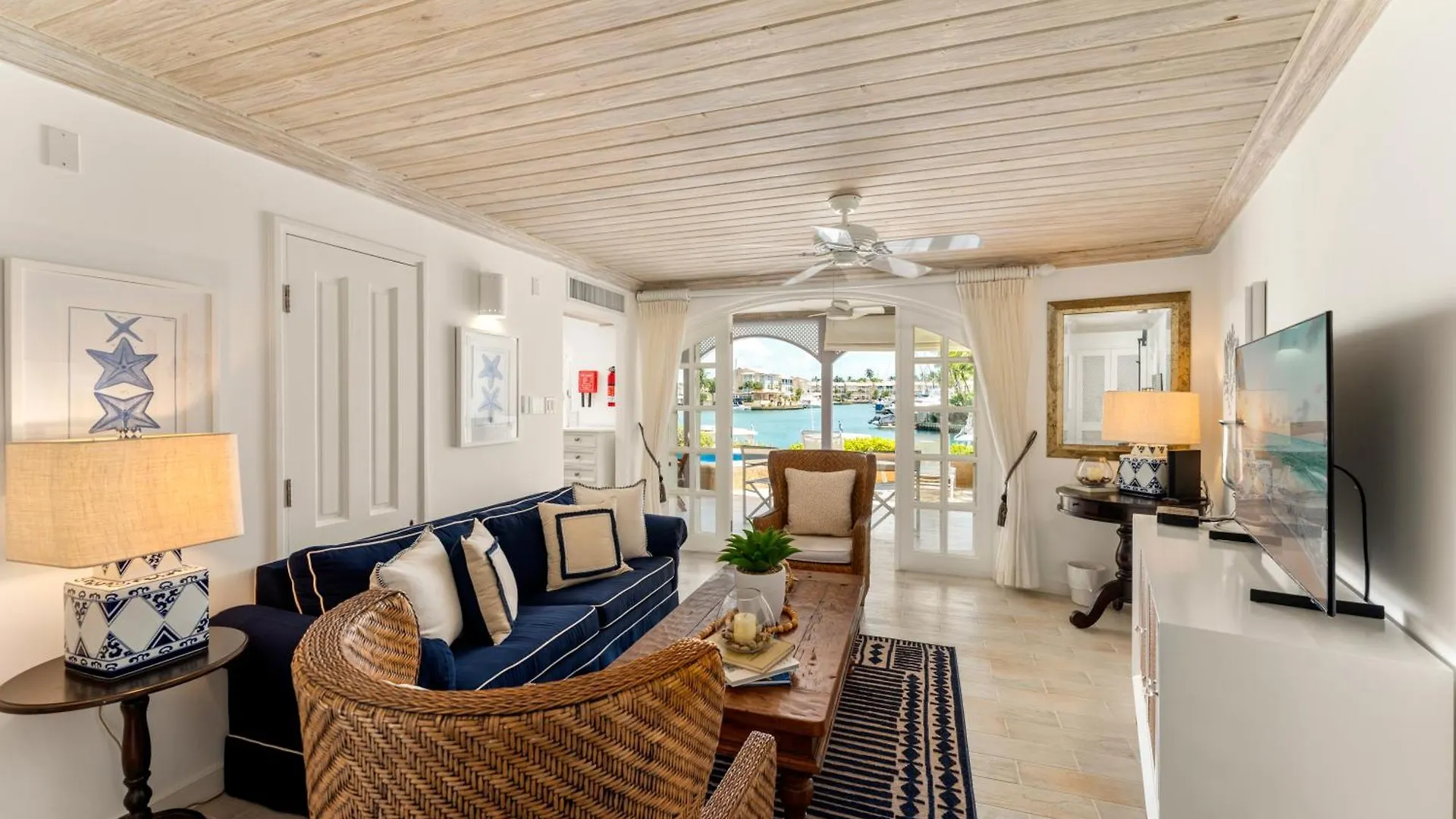 Resort Port St. Charles Otel Saint Peter