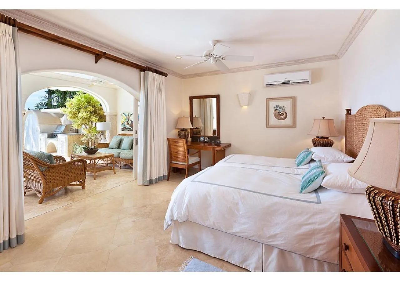 Port St. Charles Hotel Saint Peter Resort