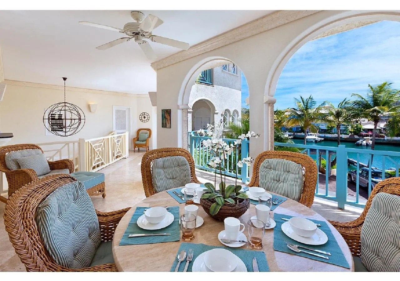 Port St. Charles Hotel Saint Peter