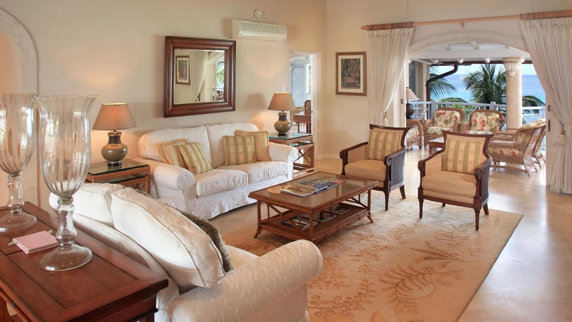 Resort Port St. Charles Hotel Saint Peter